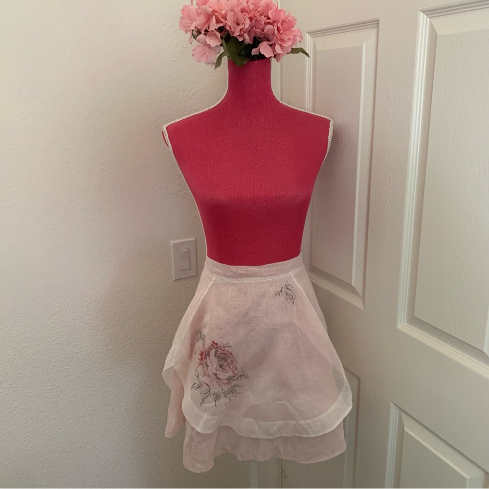 Vintage Pink and White Organza Scalloped Apron with Rose Motif